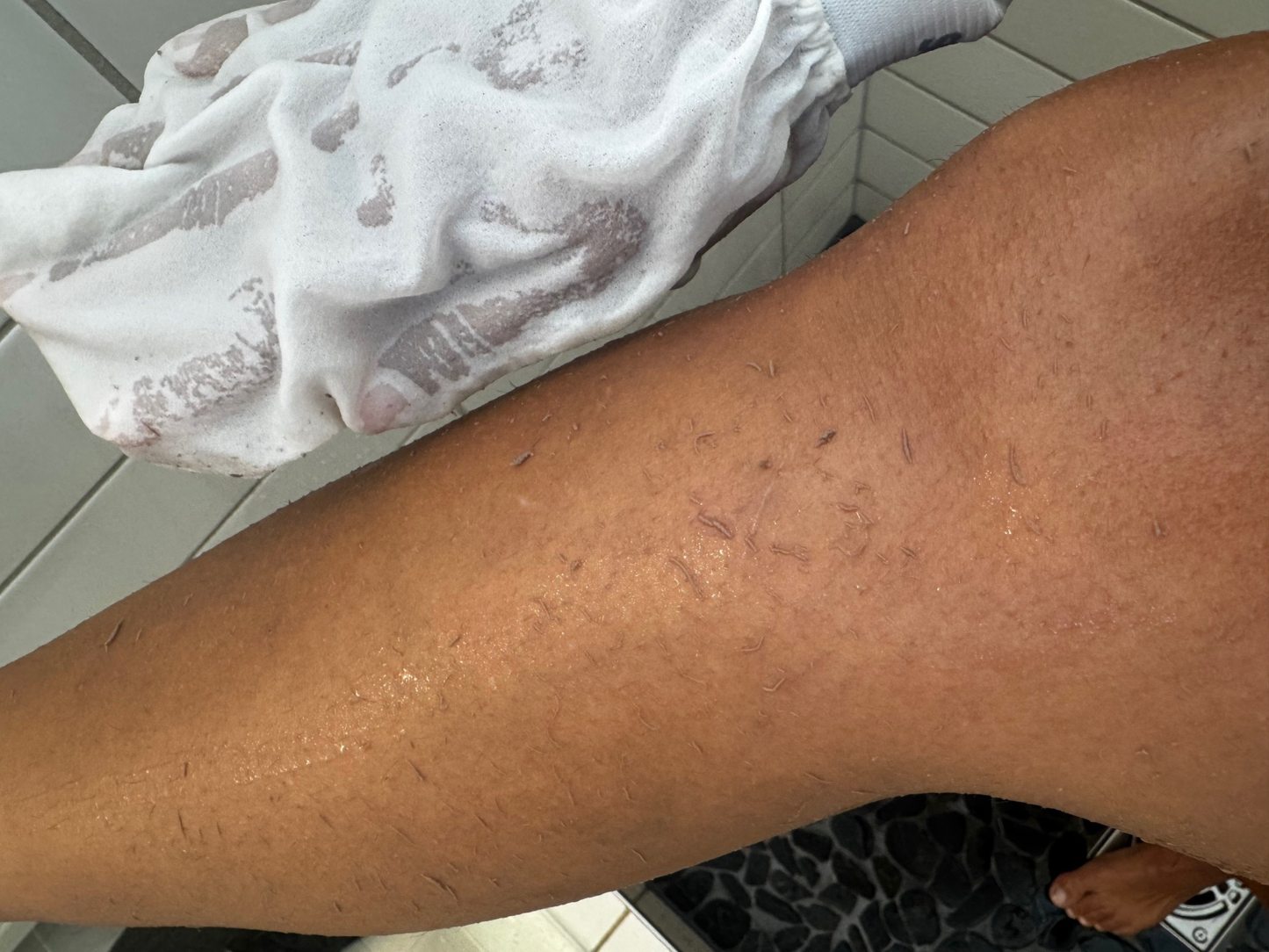 2 pack Silk Exfoliating Gloves